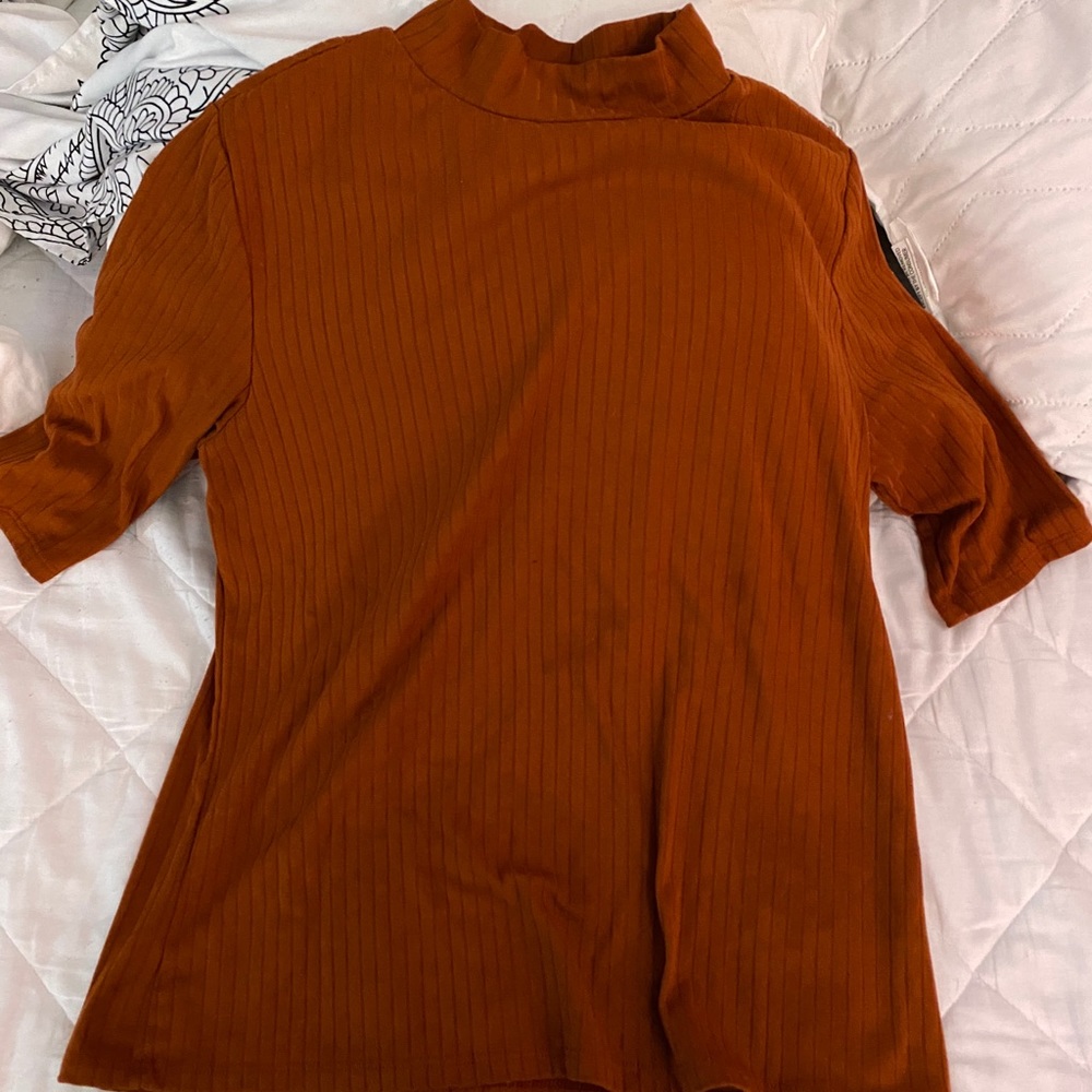 Orange Ribbed Turtle Neck Shortsleeve